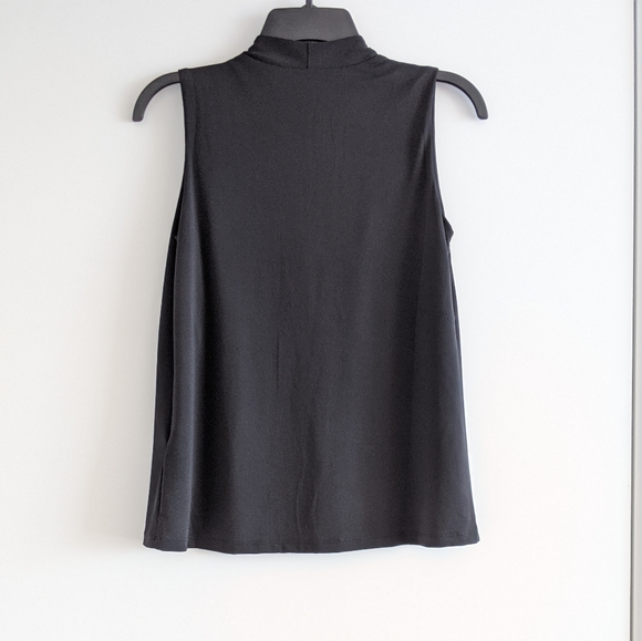 H&M V-neck top - Picture 5 of 7